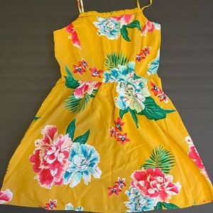 🌟 Old Navy Yellow Hawaiian Floral Print A-line Dress Petite Medium